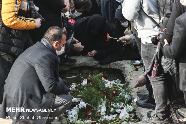 آیین خاکسپاری دانشمند شهید محسن فخری زاده