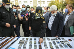 إيران تفكك نحو 1700 عصابة مخدرات اقليمية ودولية خلال العام الماضي