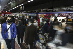 رسانه ها از مقابله با دستفروشان مترو حمایت کنند