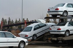 اولتیماتوم یک ماهه به خودروسازان برای رعایت استانداردهای فنی/ خودروی ایرانی در سطح کلاس جهانی نیست