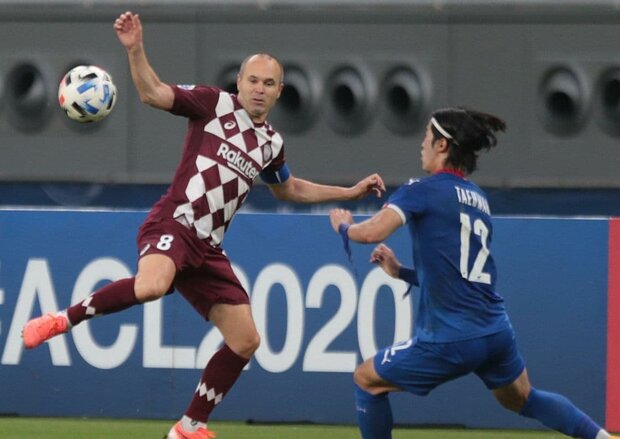 حضور تماشاگران ویسل کوبه در ورزشگاه خانگی و تماشای بازی با اولسان حضور تماشاگران ویسل کوبه در ورزشگاه خانگی و تماشای بازی با اولسان