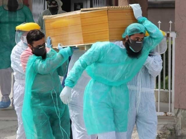 پاکستان میں کورونا وائرس کی تیسری لہر جاری ہے/ ایک دن میں 118 افراد ہلاک