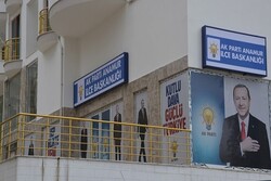 Ekonomik kriz AKP'yi de vurdu
