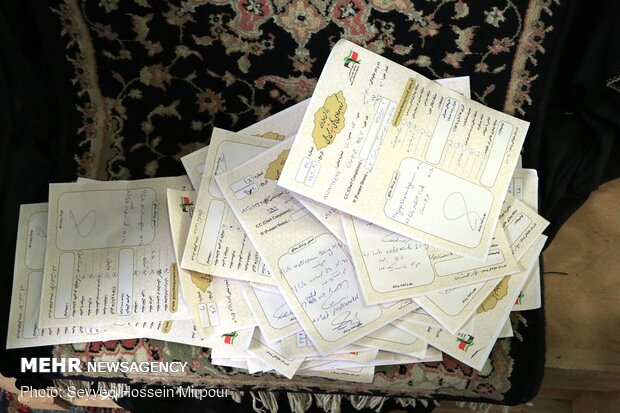 ویزیت بیماران محروم توسط گروه های جهادی در مشهد
