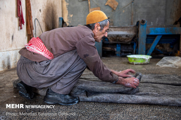 Felt weaving in Shahrekord
