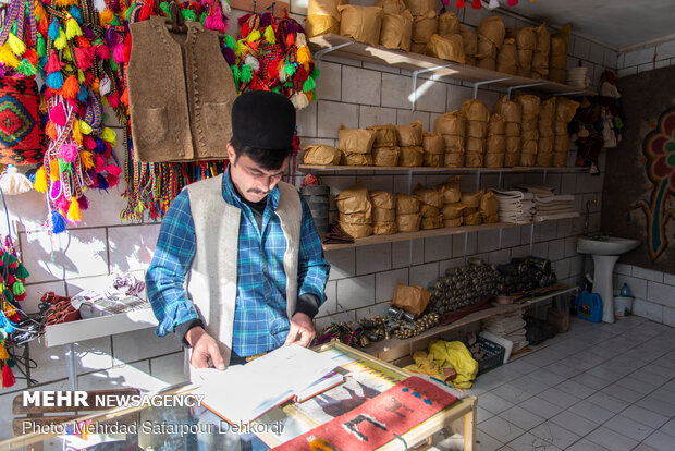 Felt weaving in Shahrekord
