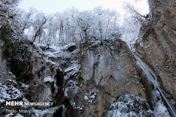 Autumn snow whitens Ziarat village in North Iran