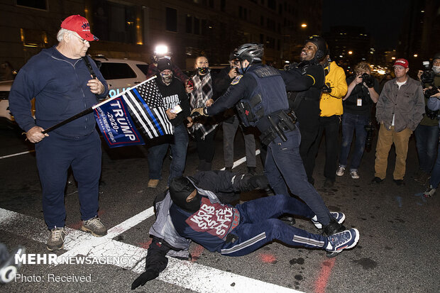  Trump supporters, opponents engage in violent clash 