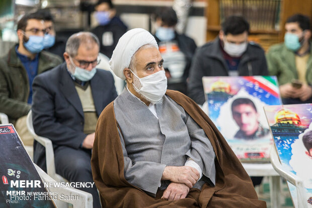 بازدید آیت الله عابدینی از قرارگاه جهادی حضرت زینب (س)