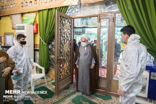بازدید آیت الله عابدینی از قرارگاه جهادی حضرت زینب (س)