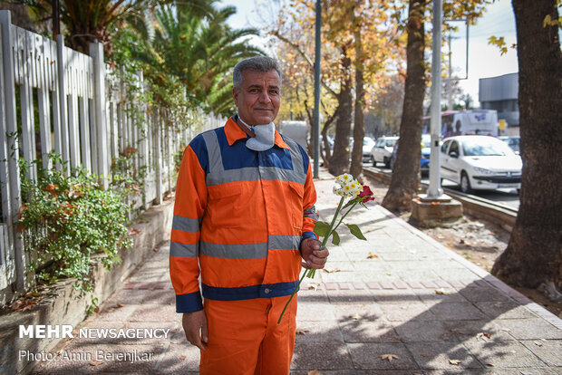 تقدیر جمعی از اصحاب رسانه فارس از پاکبانان شهر شیراز