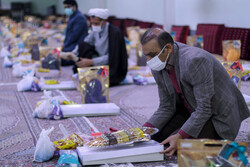 Preparing Yalda packages for needy in S Khorasan