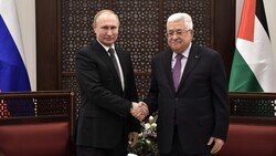 بوتين يبحث مع عباس إمكانية توريد لقاح "سبوتنيك v" لفلسطين