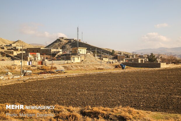 بحران قحطی گاز و اینترنت ؛ اینجا دیوار به دیوار بجنورد است !