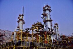 NGL 3200 plant big step toward collecting associated gases