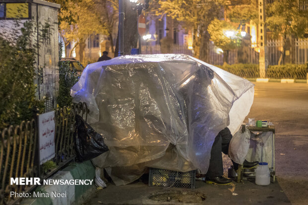 مشاغل بی سرپناه