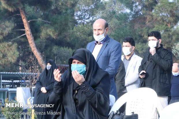 عزاداری ایام فاطمیه و سالگرد شهادت حاج قاسم سلیمانی در بهشت زهرا (س) تهران