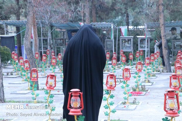 عزاداری ایام فاطمیه و سالگرد شهادت حاج قاسم سلیمانی در بهشت زهرا (س) تهران