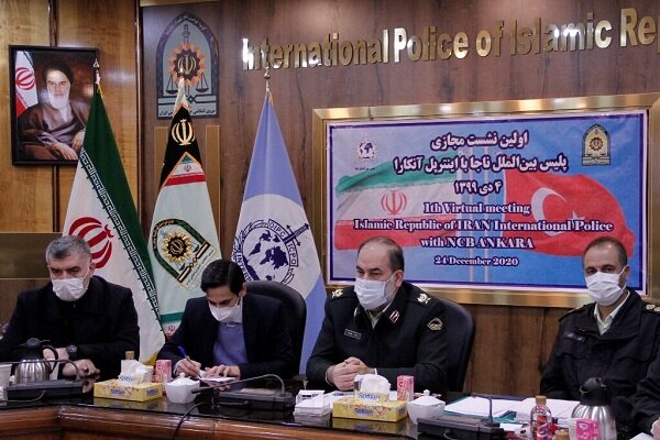 Iran, Turkey stress need to expand joint police coop.