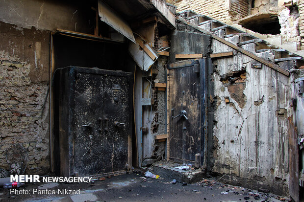 وضعیت میدان تاریخی حسن آباد پس از آتش سوزی