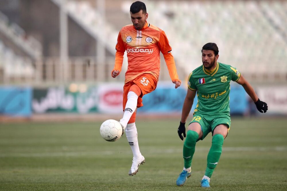 Sanat Naft move top of IPL, Sepahan held by Machine Sazi - Tehran Times