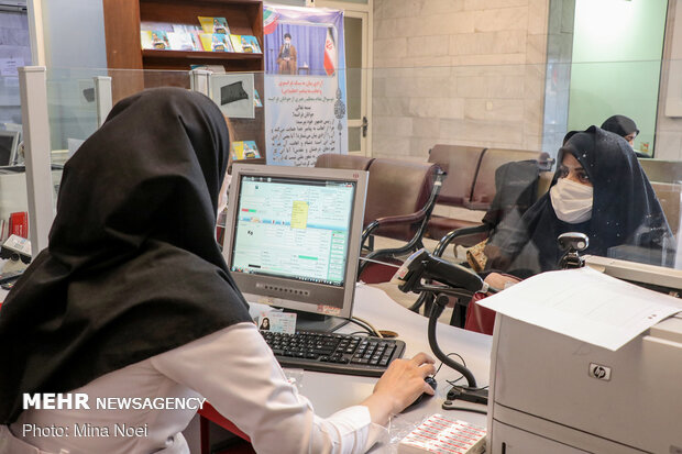 اهدای خون بانوان بسیجی در تبریز