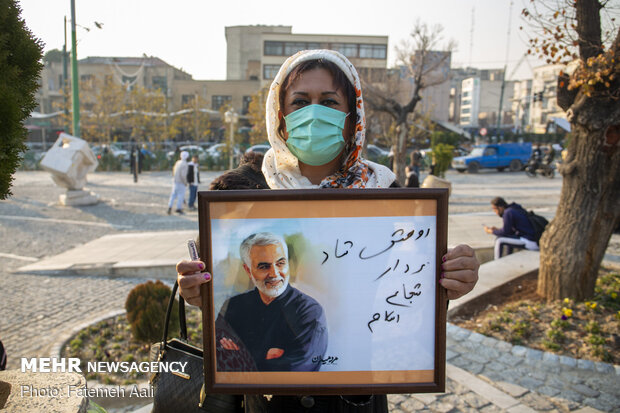 جمله ای برای «حاج قاسم»