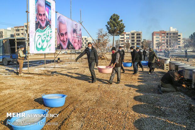 پخت 72 دیگ غذای نذری به یاد حاج قاسم در بجنورد