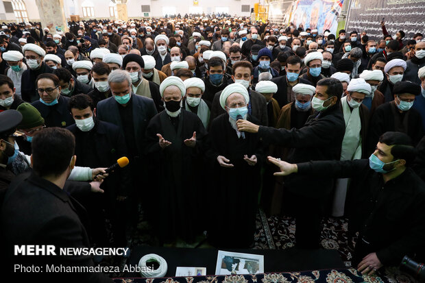 Funeral procession of Ayat. Mesbah-Yazdi held in Rey
