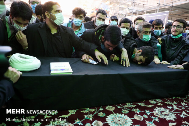 Ayetullah Muhammed Taki Misbah Yezdi'nin cenaze merasiminden fotoğraflar