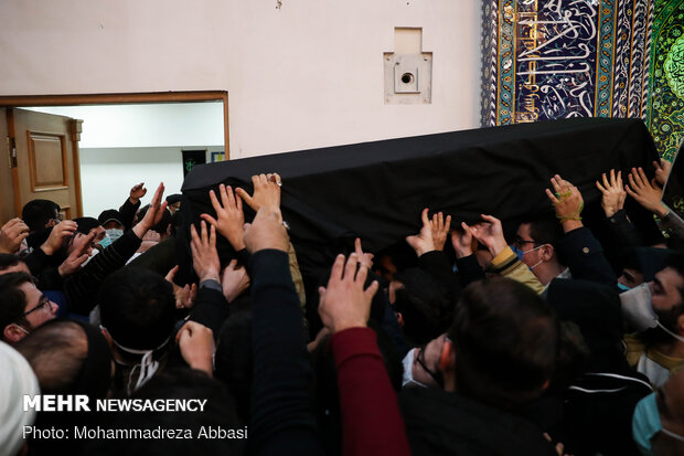 Funeral procession of Ayat. Mesbah-Yazdi held in Rey
