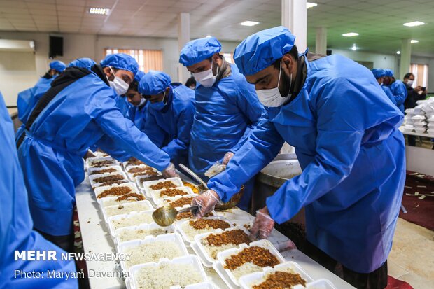 طرح «اطعام حسینی» با کمک ۳۰۰ آشپزخانه در فارس اجرا می شود