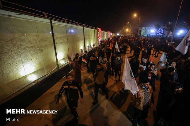 مراسم بزرگداشت سالگرد شهادت حاج قاسم و ابومهدی در محل شهادت آن‌ها