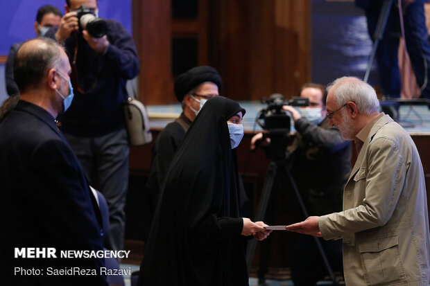 Autobiography Book of Martyr Gen. Soleimani unveiled