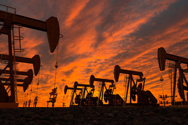قیمت جهانی نفت در آستانه رکورد ۳ ساله / برنت ۷۷ دلاری شد