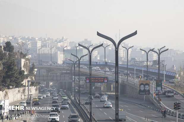 Severe air pollution hits Tehran
