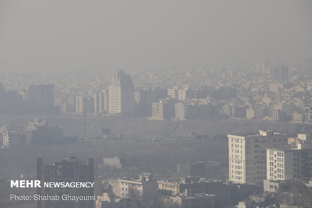 Severe air pollution hits Tehran
