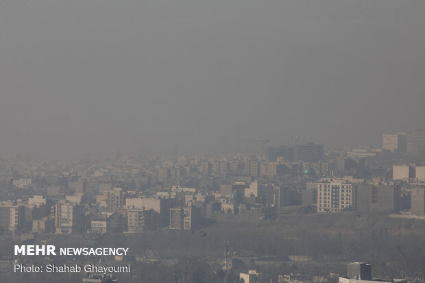 Severe air pollution hits Tehran
