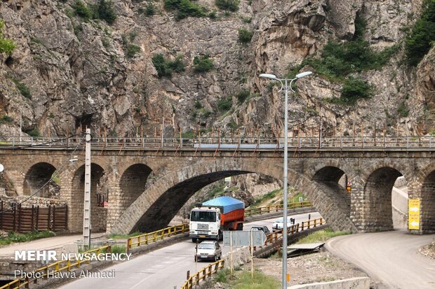  تردد در محورهای مازندران عادی است