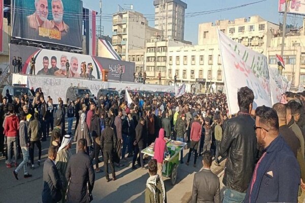 هزاران شهروند عراقی به سمت میدان «التحریر» بغداد حرکت کردند