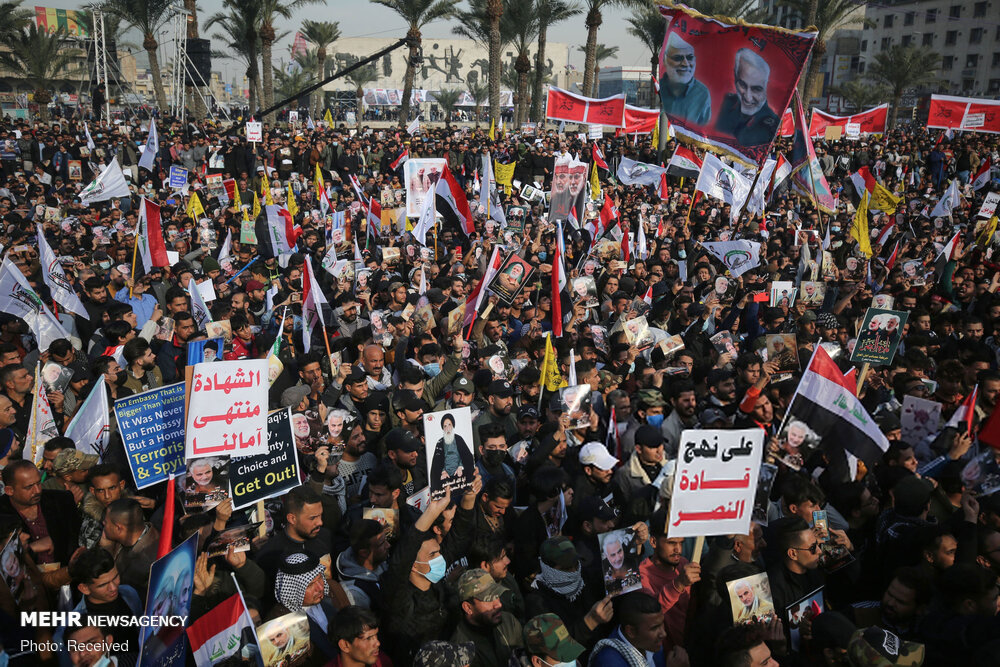 بغداد کے التحریر اسکوائر پر کئي ملین عراقی شہریوں کا اجتماع