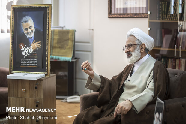 گفت‌وگو با حجت‌الاسلام عبدالله حاجی‌صادقی نماینده ولی فقیه در سپاه پاسداران