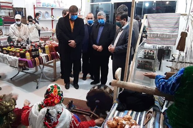 نمایشگاه دائمی صنایع دستی در «زیارت» گرگان افتتاح شد