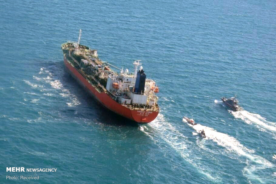 ایران نے ماحولیات کو آلودہ کرنے کے جرم میں جنوبی کوریا کی کشتی کو متوقف کرلیا