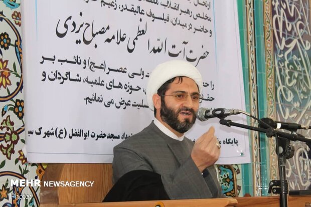 بصیرت فرد مسلمان لازمه دشمن شناسی است