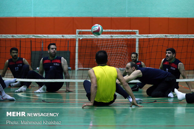 Men’s sitting volleyball team holding training camp on Kish