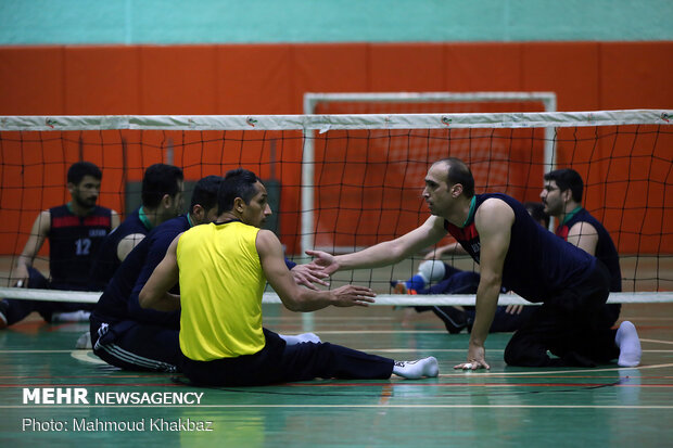 Men’s sitting volleyball team holding training camp on Kish