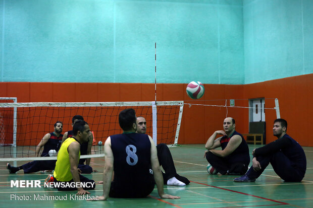 Men’s sitting volleyball team holding training camp on Kish