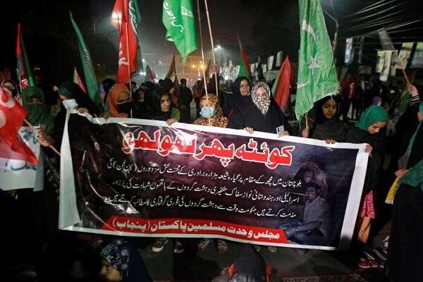 اعتراضات به جنایت داعش علیه شیعیان پاکستان ادامه دارد