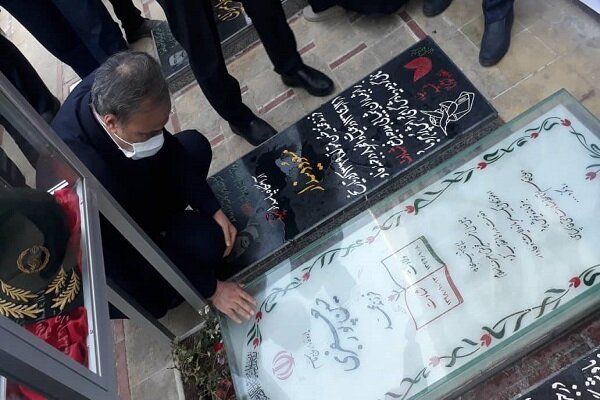 سردار سلیمانی برای همه نسل‌ها باقی خواهد ماند